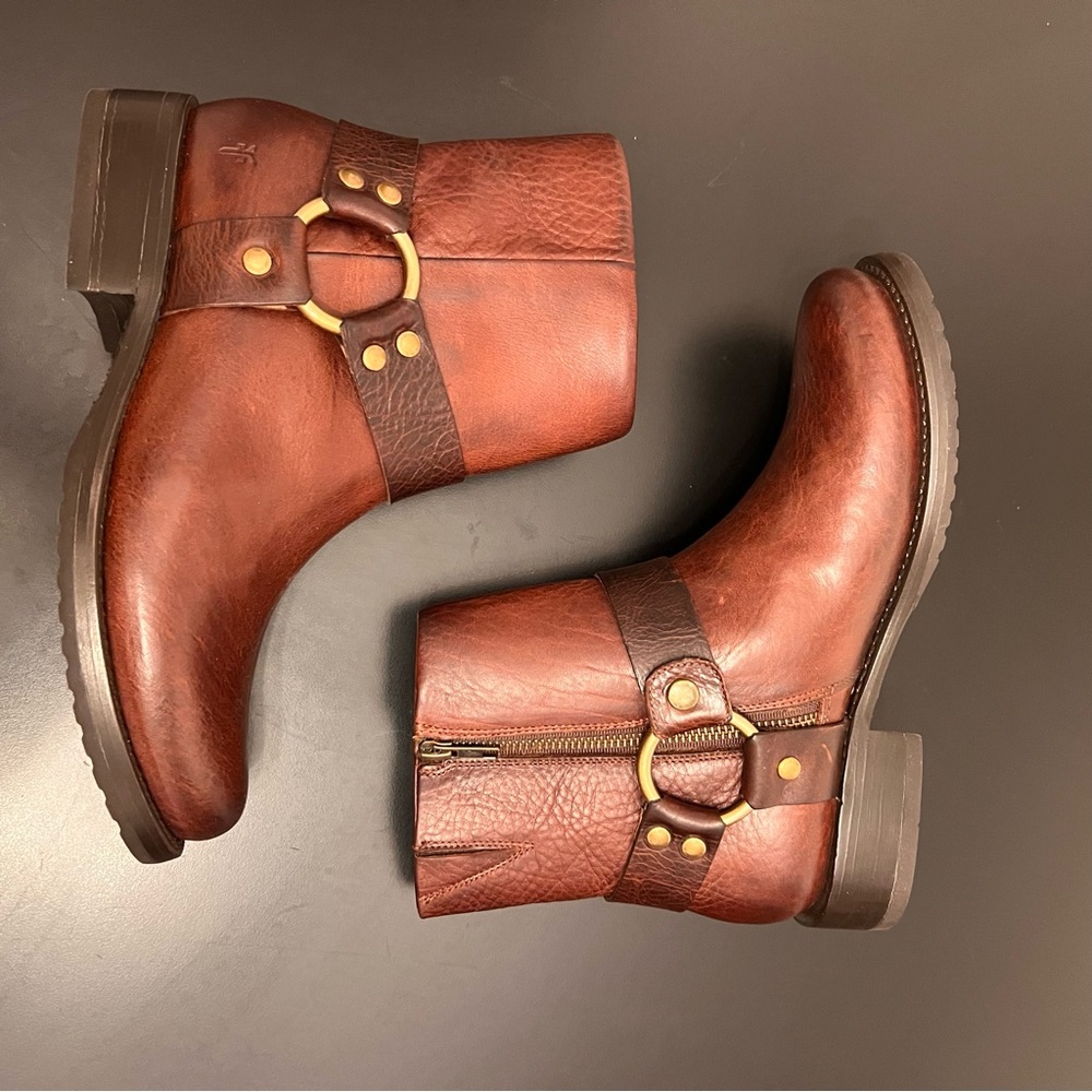 Frye Veronica Cognac Harness Short Boot Bootie 8.5 - Picture 4 of 7